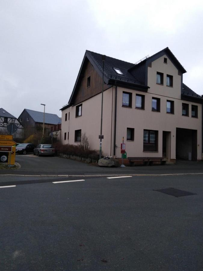 Ferienwohnung Am Marktplatz Sparneck ภายนอก รูปภาพ